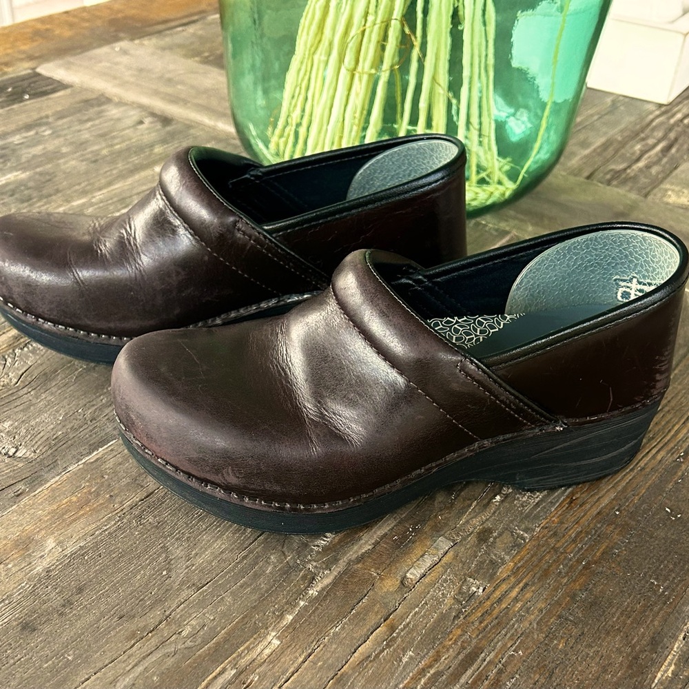 Dansko XP 2.0 Clogs-Comfort for Long Standing Professionals-Healthcare